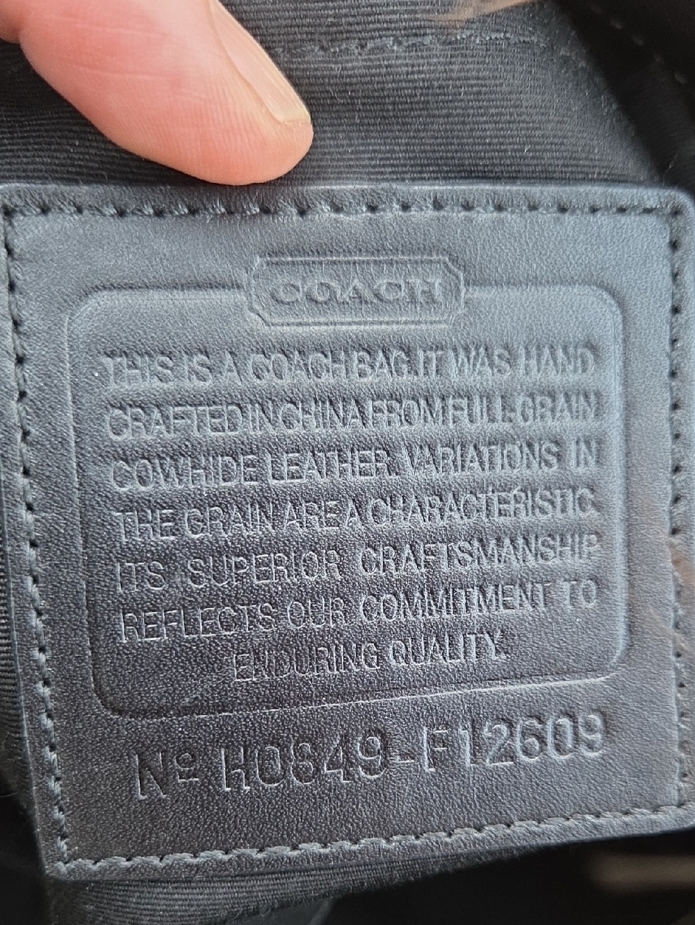 Coach Y2k 2008 F12609 Black Leather Tote Bag with Contrast Stitching - Picture 2 of 16